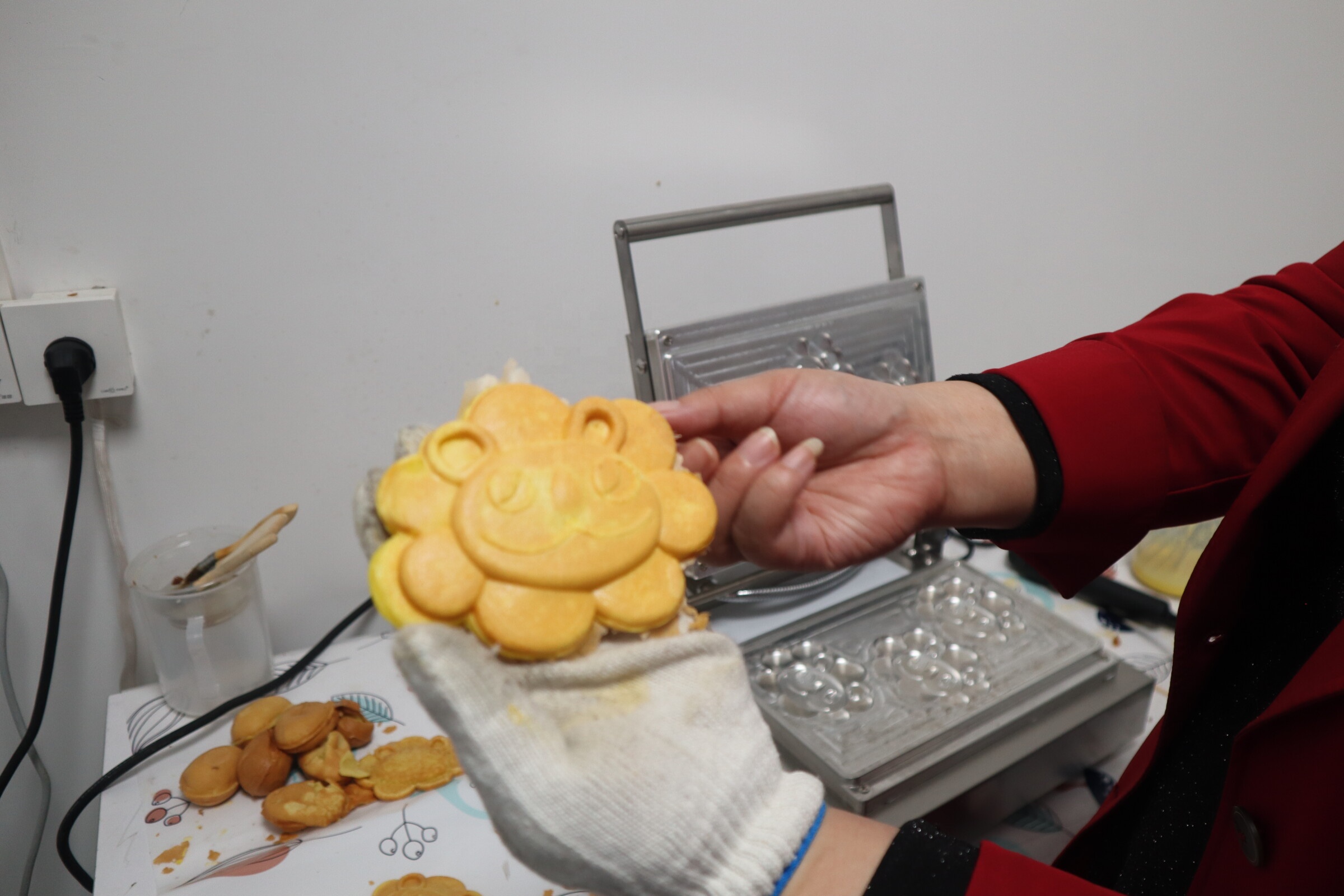 Custom Sunflower Shaped Nonsti - Food Snacks Recipes のレビューと価格