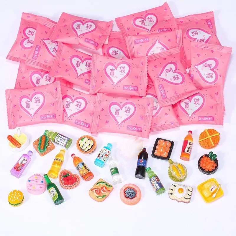 -Random Style Bag Miniature Fo - Food Snacks For Christmas のレビューと価格