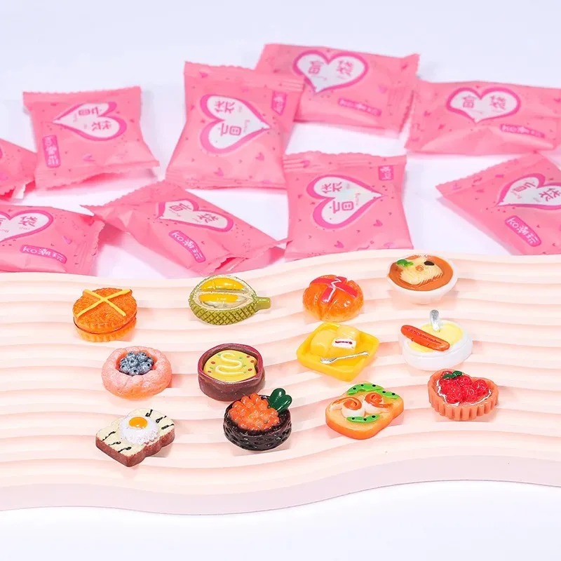 -Random Style Bag Miniature Fo - Food Snacks For Christmas のレビューと価格